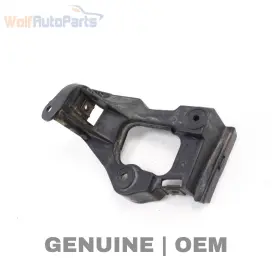 4b0853922b Audi 1998-2004 A6 Quattro - Front Right Side Skirt / Rocker Cover Mount Bracket