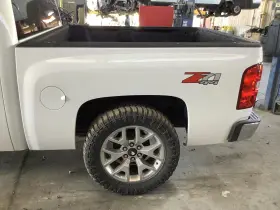 25871812 Chevrolet Used Left Lower Quarter Panel Fits 2011 Silverado 1500 Pickup L. 5ft 9