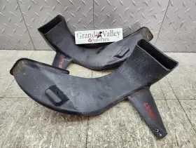 560622 Chevrolet 2005-2013 C6 Corvette Base Rear Brake Cooling Duct Vent Pair Left Right Used Oem
