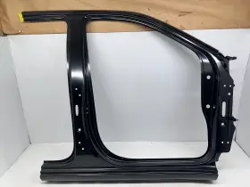 84219475 Chevrolet 2020-2024 Gmc Sierra Silverado 2500 3500 Front Right Door Outer Body Panel Oem