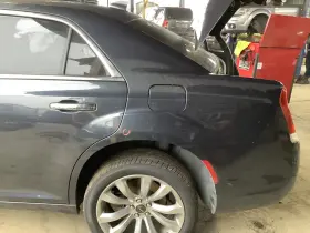 611536 Chrysler Used Left Lower Quarter Panel Fits 2019 300 Grade A