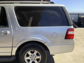 7l1z4027841f Ford Used Left Lower Quarter Panel Fits 2010 Expedition 131 Wb Extended With Whe