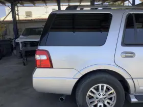 7l1z7827840b Ford Used Right Lower Quarter Panel Fits 2012 Expedition 119 Wb With Wheel Lip M