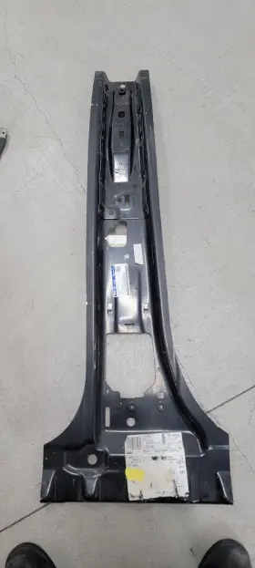 Hc3z-2624300-a Ford Genuine Oem 2017-2022 Panel Assembly - Inch B Pillar Inner