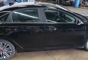 Kia 71120m7a10 20 21 22 23 24 Forte Right Bare Metal Rocker And Post Body Cut Sedan 1.6l