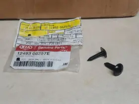 12493-06257e Kia Hyundai 2012-20 Sportage Telluride Elantra Fender Liner Screw 1249306257e X2