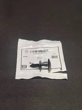Hyq100060puy Land-rover Genuine Range Sport Discovery Defender Rocker Molding Rivet Hyq