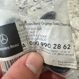 000-990-28-62 Mercedes-benz Genuine Plastic Nut 10 Pack A0009902862