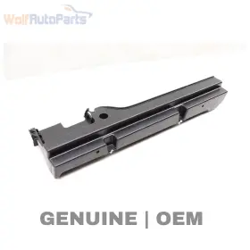 1568901100 Mercedes-benz 2015-2020 Gla250 2.0l - Rear Left Quarter Panel Trim Bracket