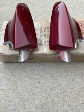 8779743 Oldsmobile 1970-72 Original Gm Quarter Panel Extensions