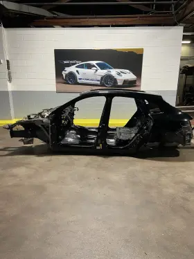 95b805139aygrv Porsche 2015-2018 Macan 3.0l Front Left Side Frame Horn Apron Oem