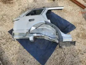160-60459r Rover Right Rear Quarter Cut Panel Lwb Oem 2015 2016 2017 2018 2019 Range