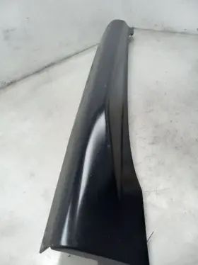 189.sc1b12 Scion 2012 Iq Driver Side Rocker Panel