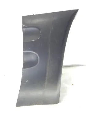 75601-42011 Toyota 1996-2004 Rav4 Right Passenger Side Fender Moulding Body Trim Lower Oem