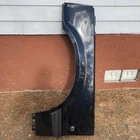 95-02 Land Rover Range 4.6 Hse P38 Left Driver Front Fender Used. Price: $179.00.