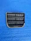 Rear Left Quarter Air Drafter Pressure Grille Oem 31369380 Volvo XC90 2016-2024 Used. Price: $28.99.